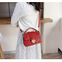 Стильная женская мини сумка клатч. Яркая маленькая женская сумочка. Красный