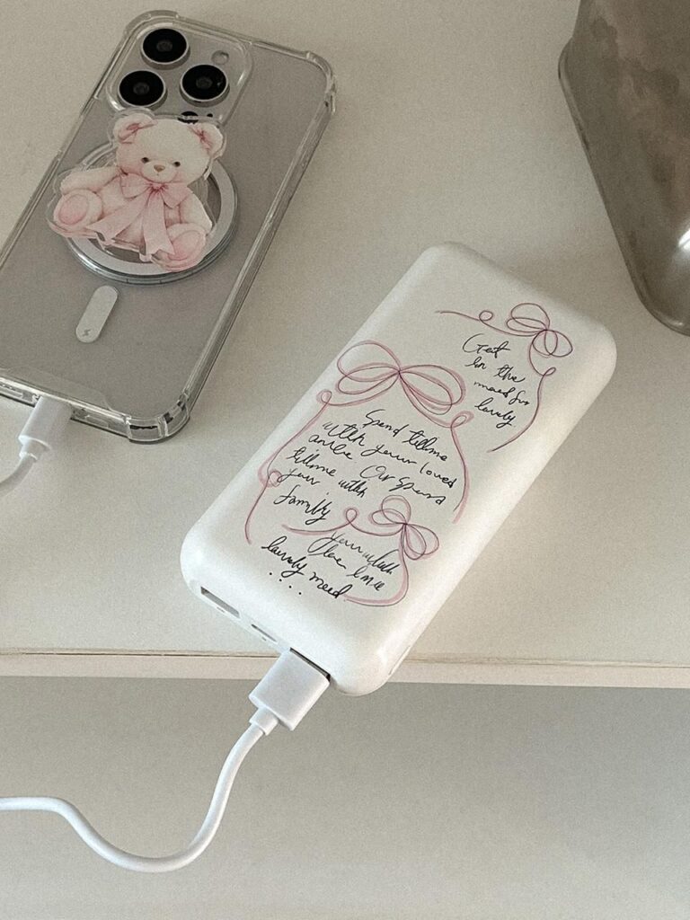Power bank для зарядки гаджетів